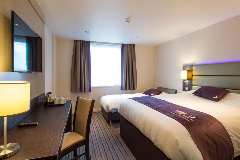 Premier Inn Peterborough - Ferry Meadows Luaran gambar